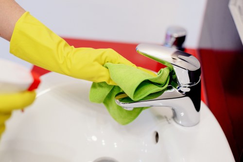 Local move-out cleaners working in a West London property in W13