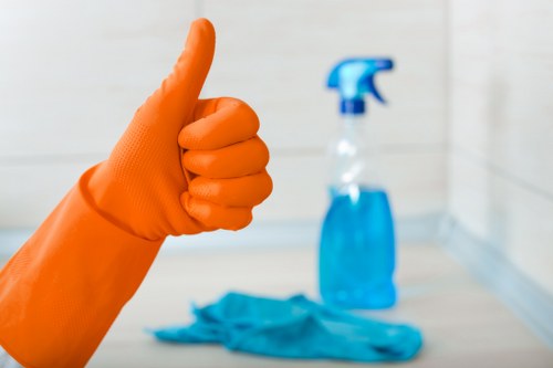 Cleaning support for apartments and shared buildings in W13